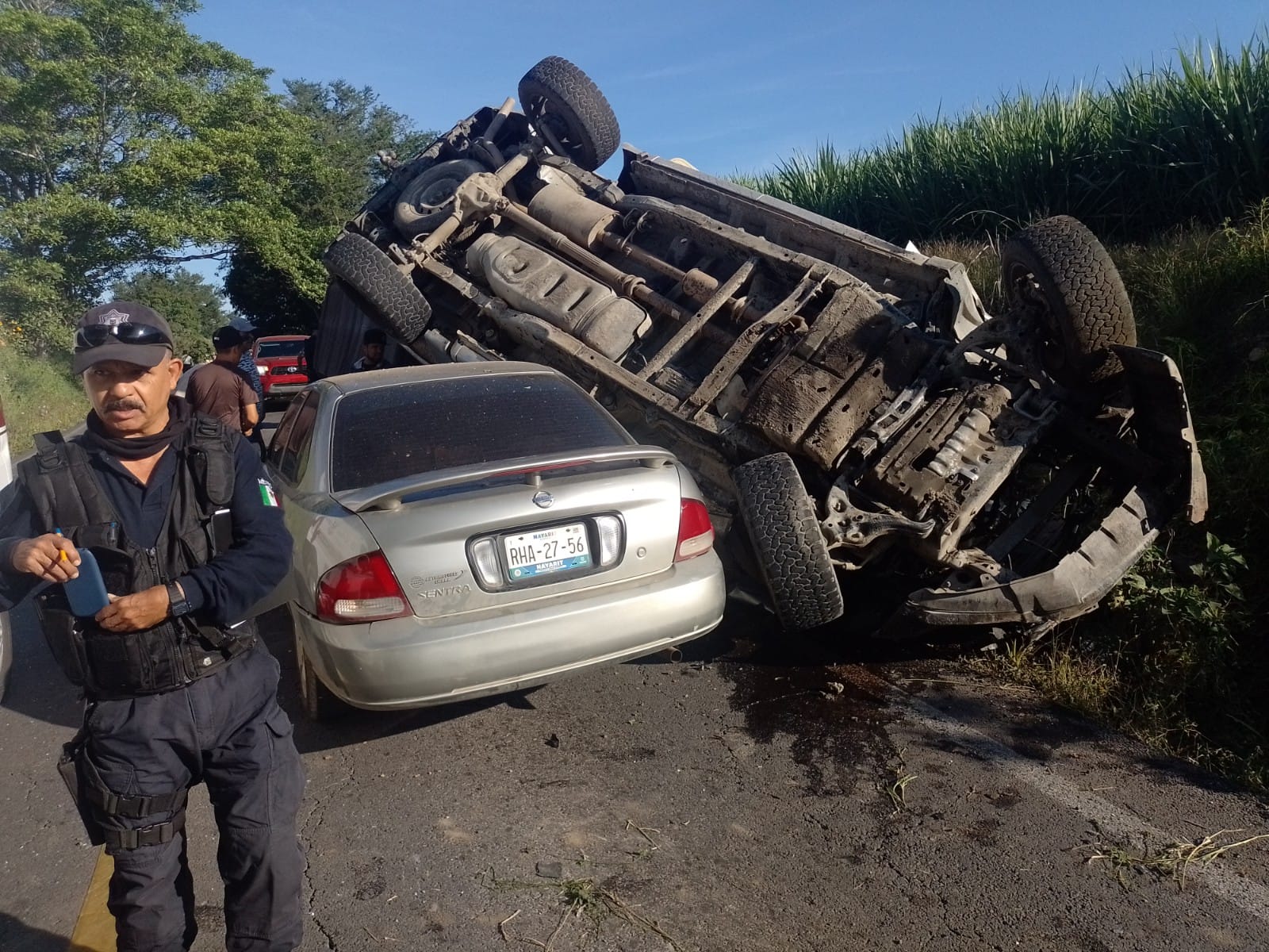 2 muertos y varios heridos a la altura de Aquiles Serdán en accidente múltiple