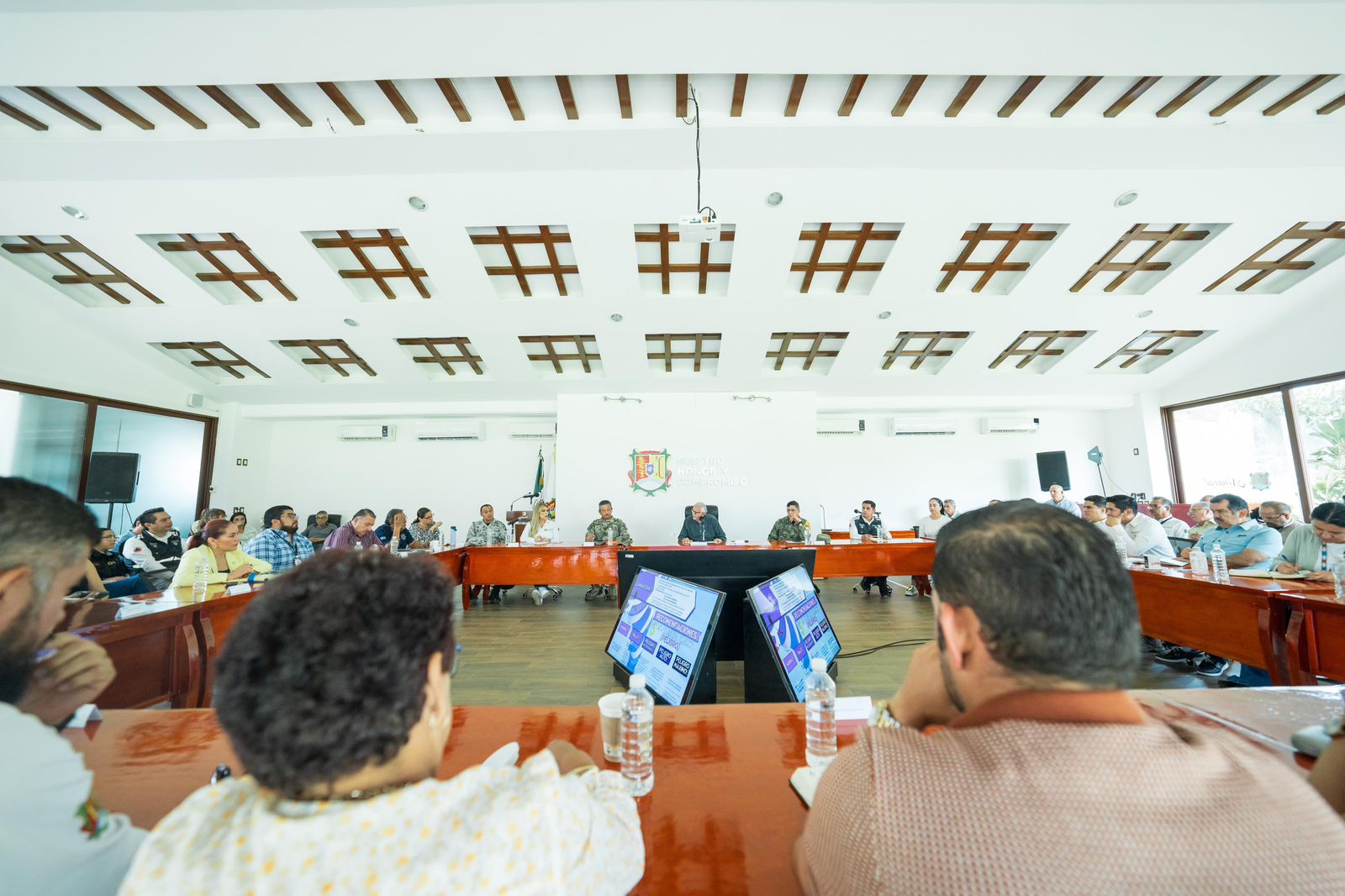 Se prepara el gobierno ante llegada del huracán Lidia