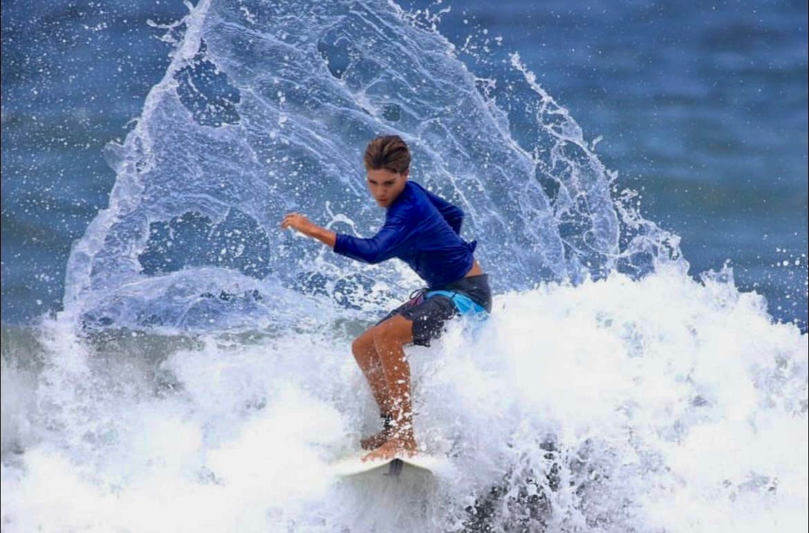 CONADE: Nayaritas se clasifican en la disciplina de Surfing