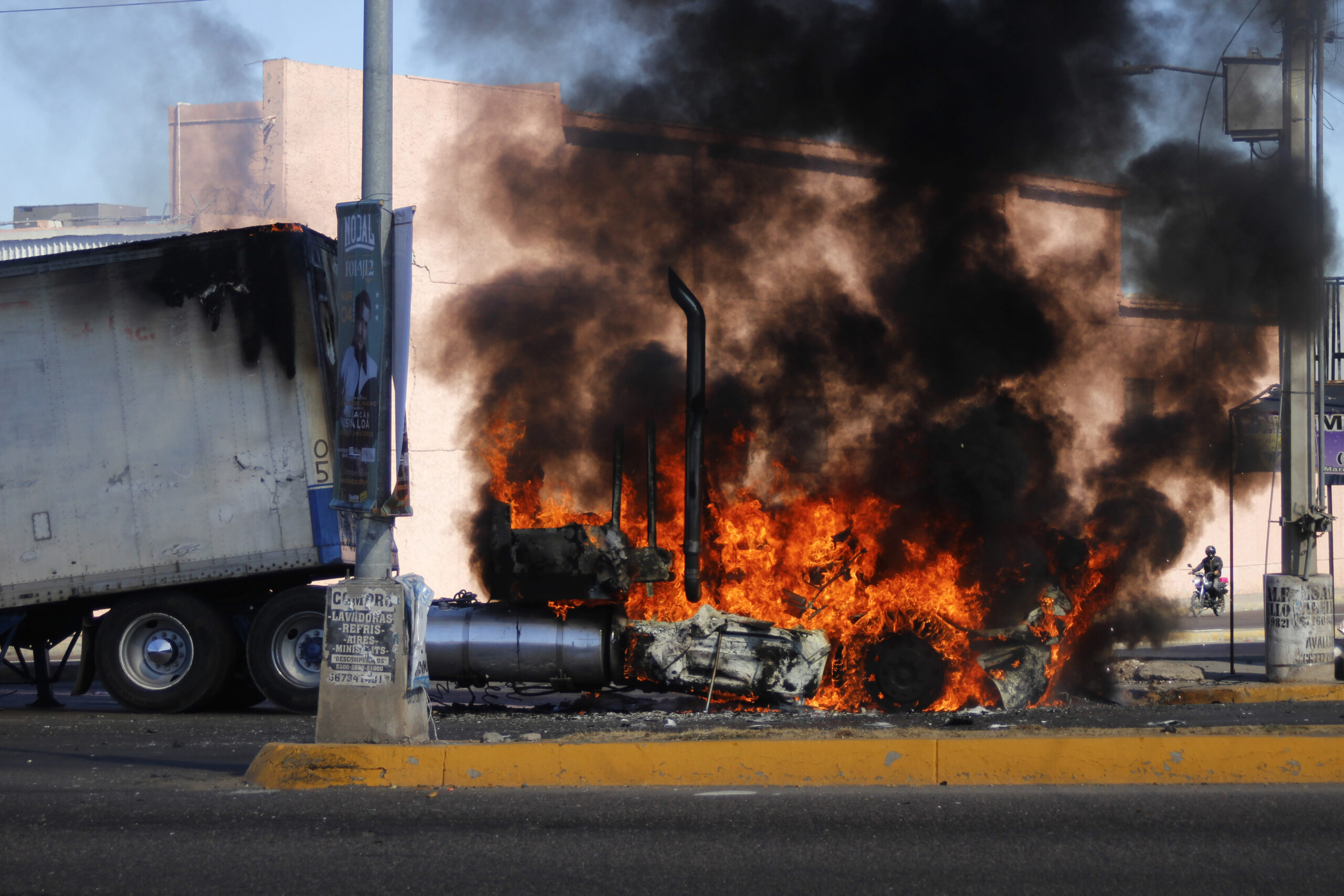 Pide COPARMEX paz en Sinaloa