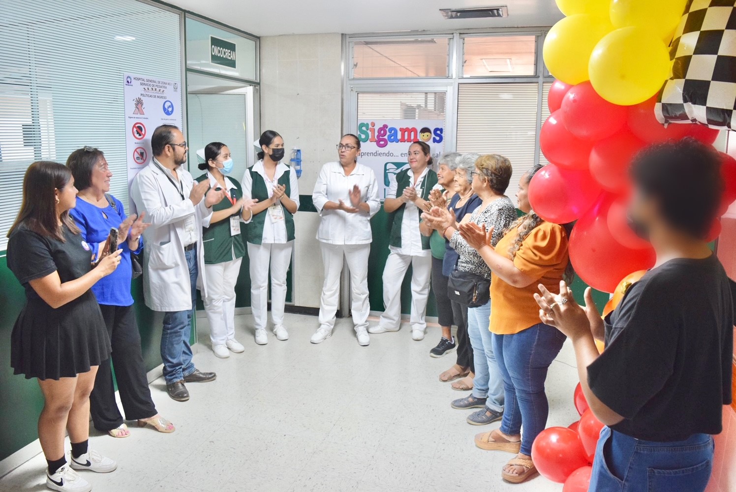 Supera adolescente de 14 años tratamiento contra tumor de testículo en OncoCREAN del HGZ No. 1 del IMSS en Nayarit 