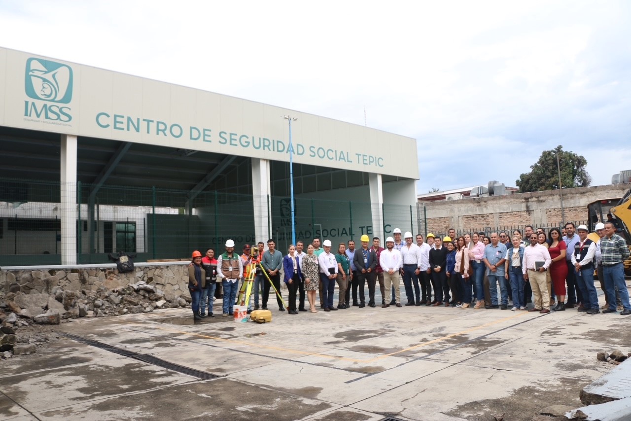 Inicia obra de construcción de alberca semiolímpica en el Centro de Seguridad Social del IMSS, en Tepic 