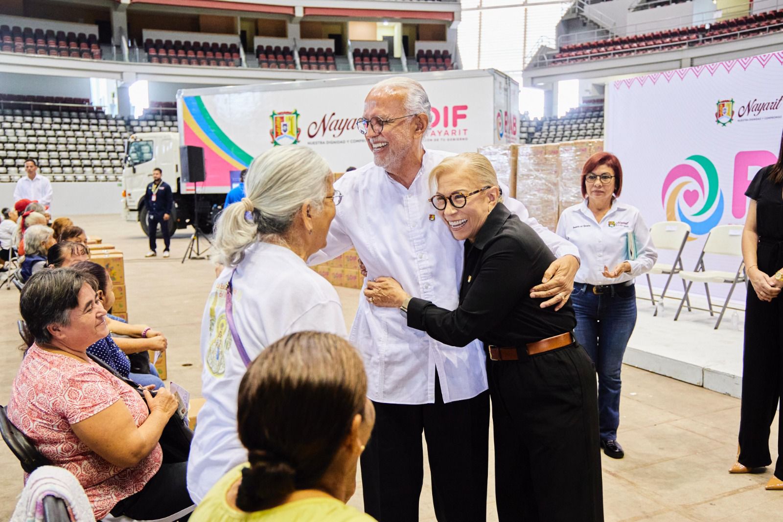 Encabeza Beatriz Estrada última entrega del PAB en el 2024