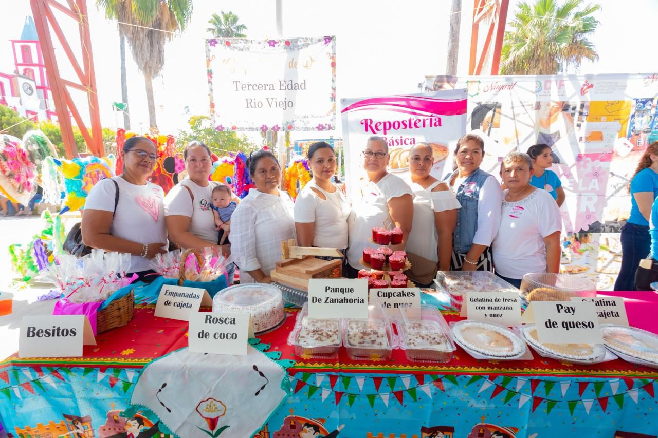 Impulsa Beatriz Estrada el bienestar integral de las familias en Tecuala