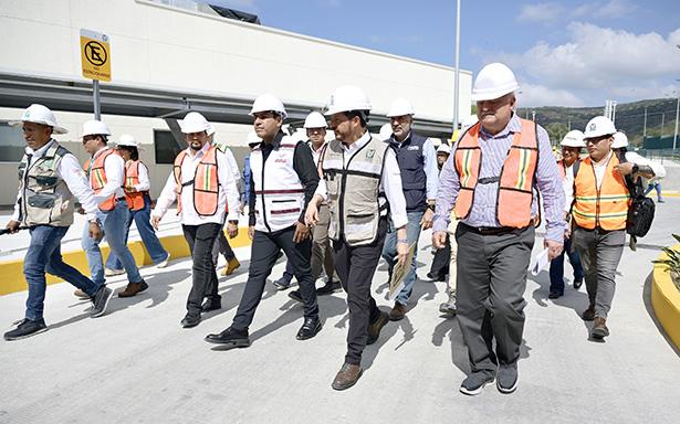 Supervisan Zoé Robledo y el gobernador Eduardo Ramírez el  HGZ No. 13 “XV de Septiembre” en Tuxtla Gutierrez